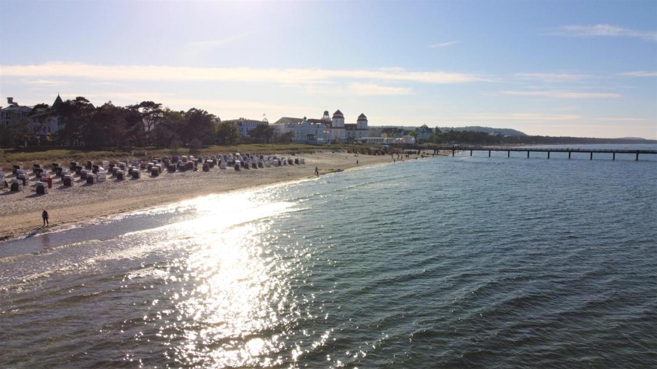 Strandvilla Gudrun Zur Meerseite Mit Balkon ビンツ エクステリア 写真