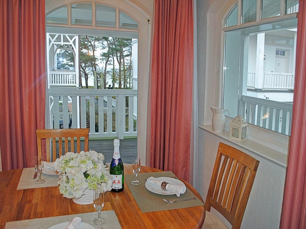 Strandvilla Gudrun Zur Meerseite Mit Balkon ビンツ エクステリア 写真
