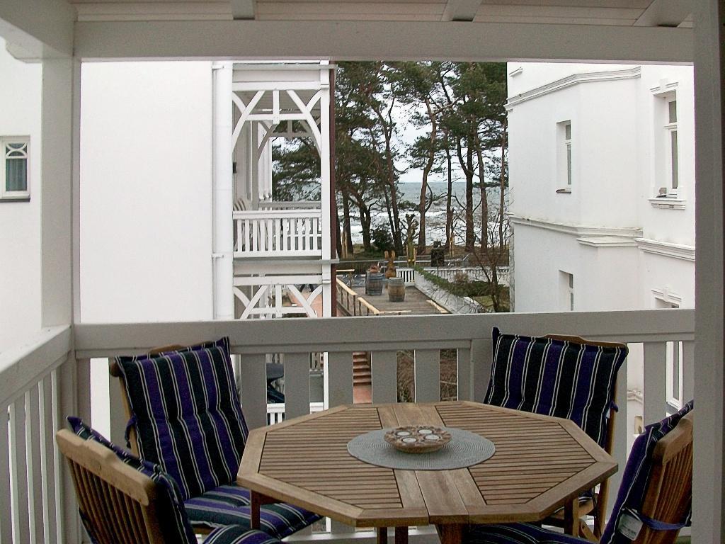 Strandvilla Gudrun Zur Meerseite Mit Balkon ビンツ エクステリア 写真